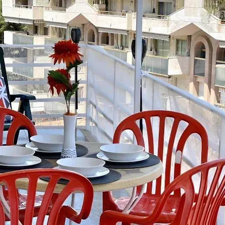 3br-sleeps6-balcony-a C-5min To Salou